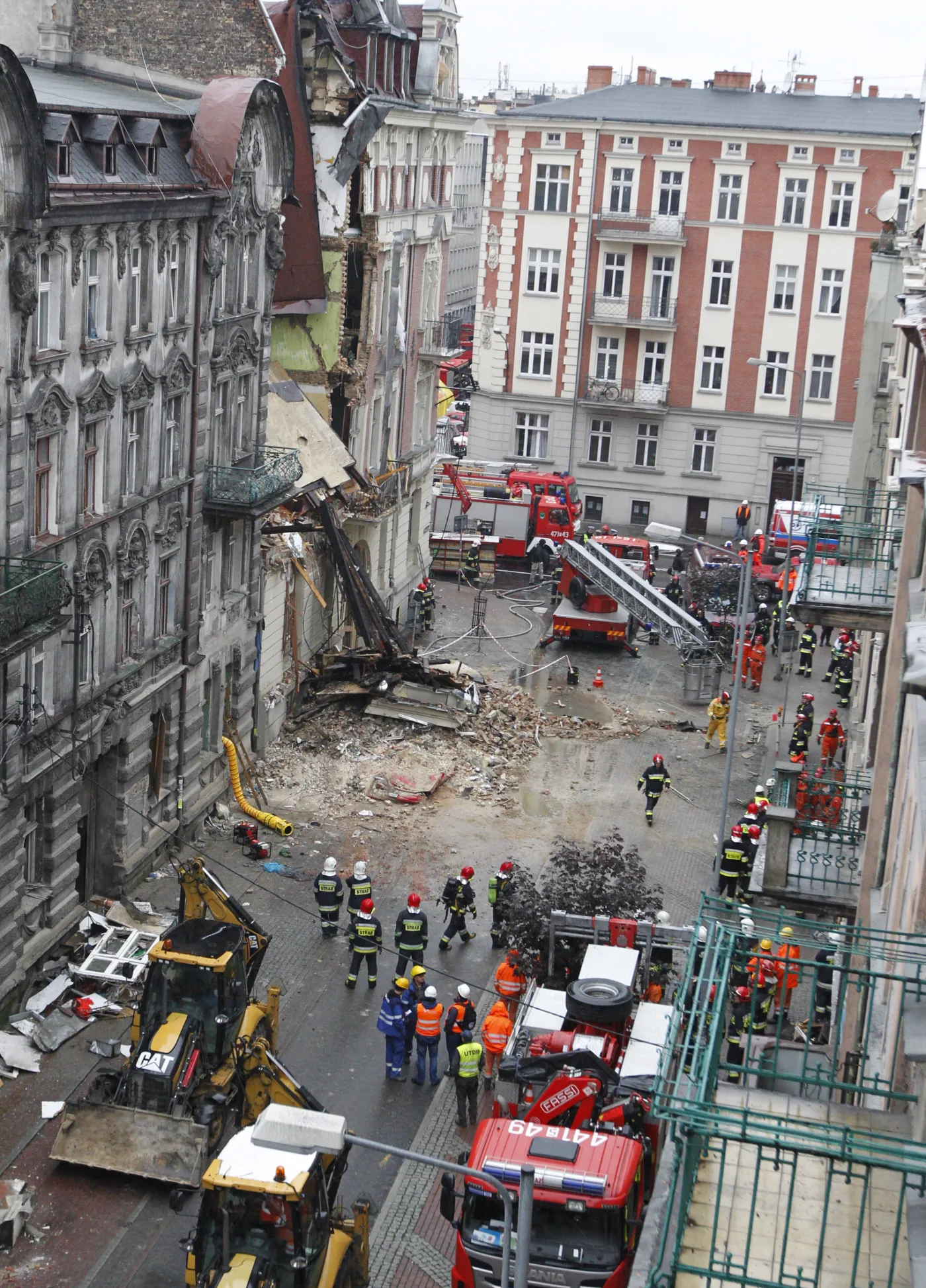 6976749-wybuch-gazu-kamienica-katowice.jpg
