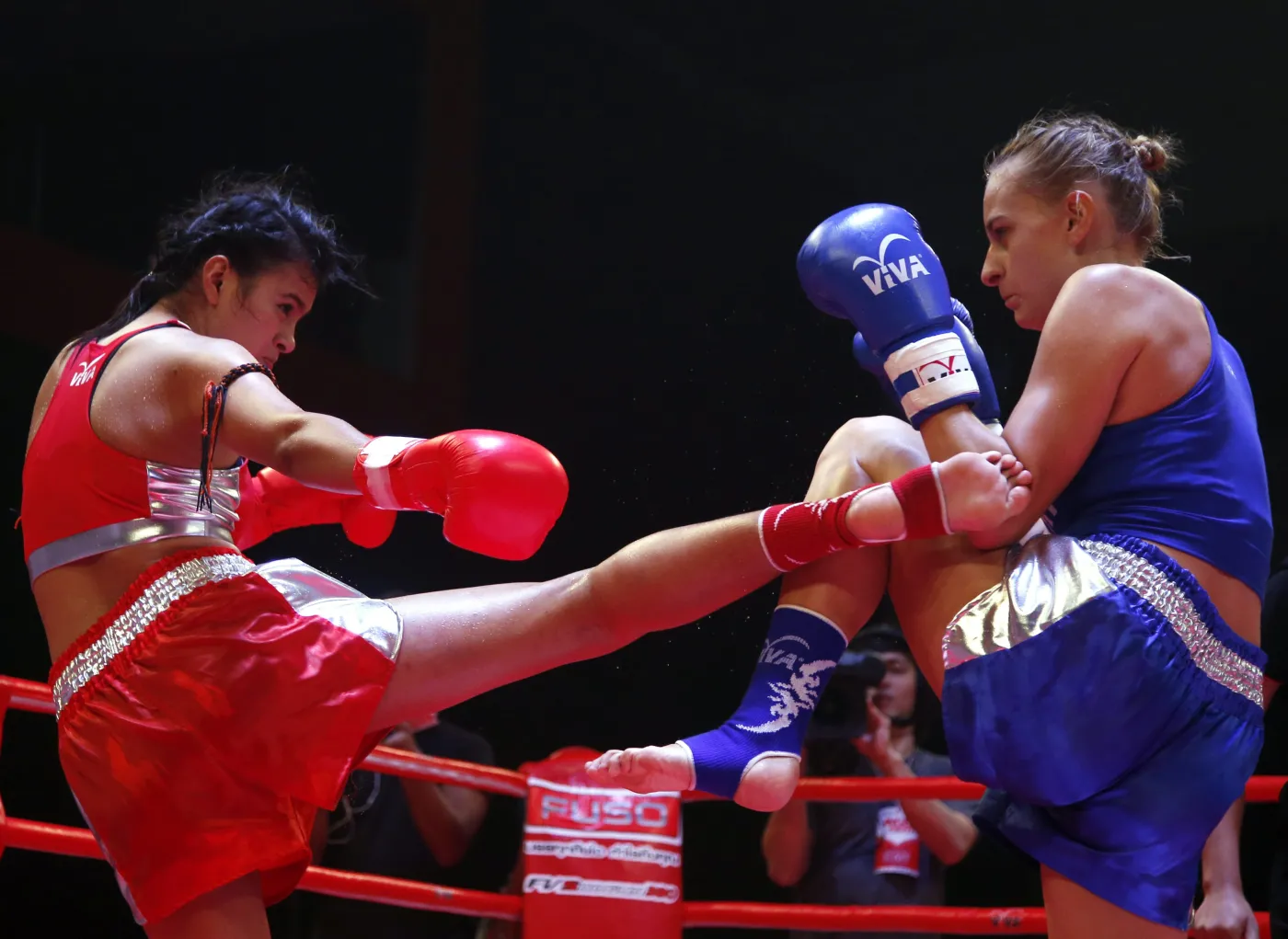6989869-world-muay-thai-angels-2014-to.jpg