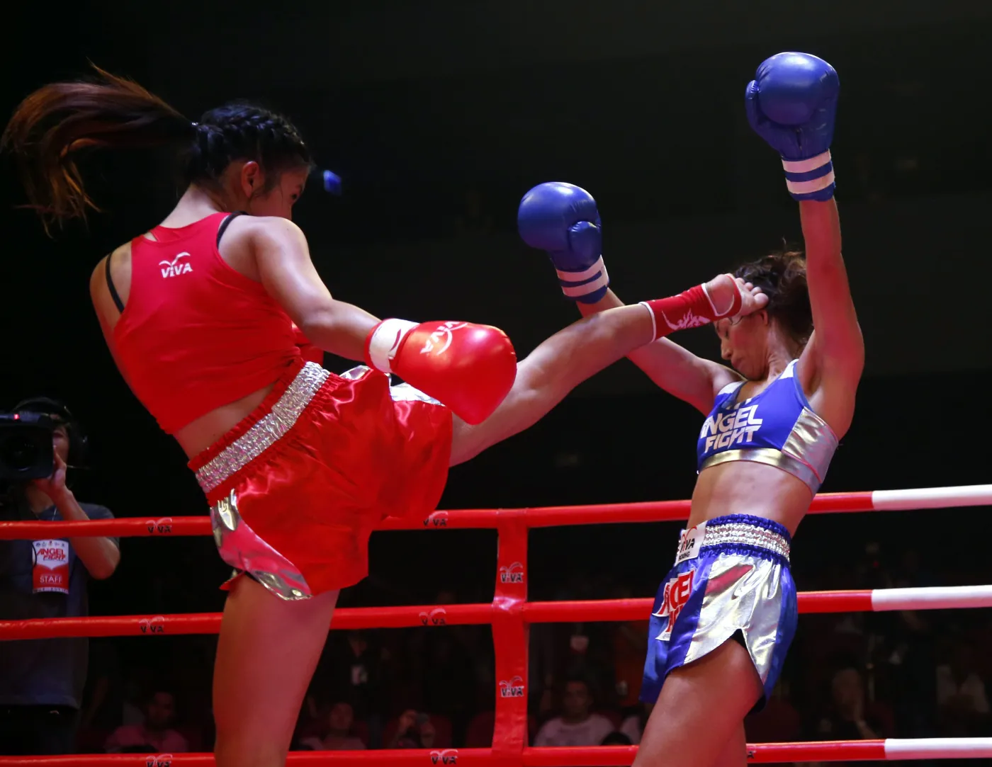 6989325-world-muay-thai-angels-2014-to.jpg