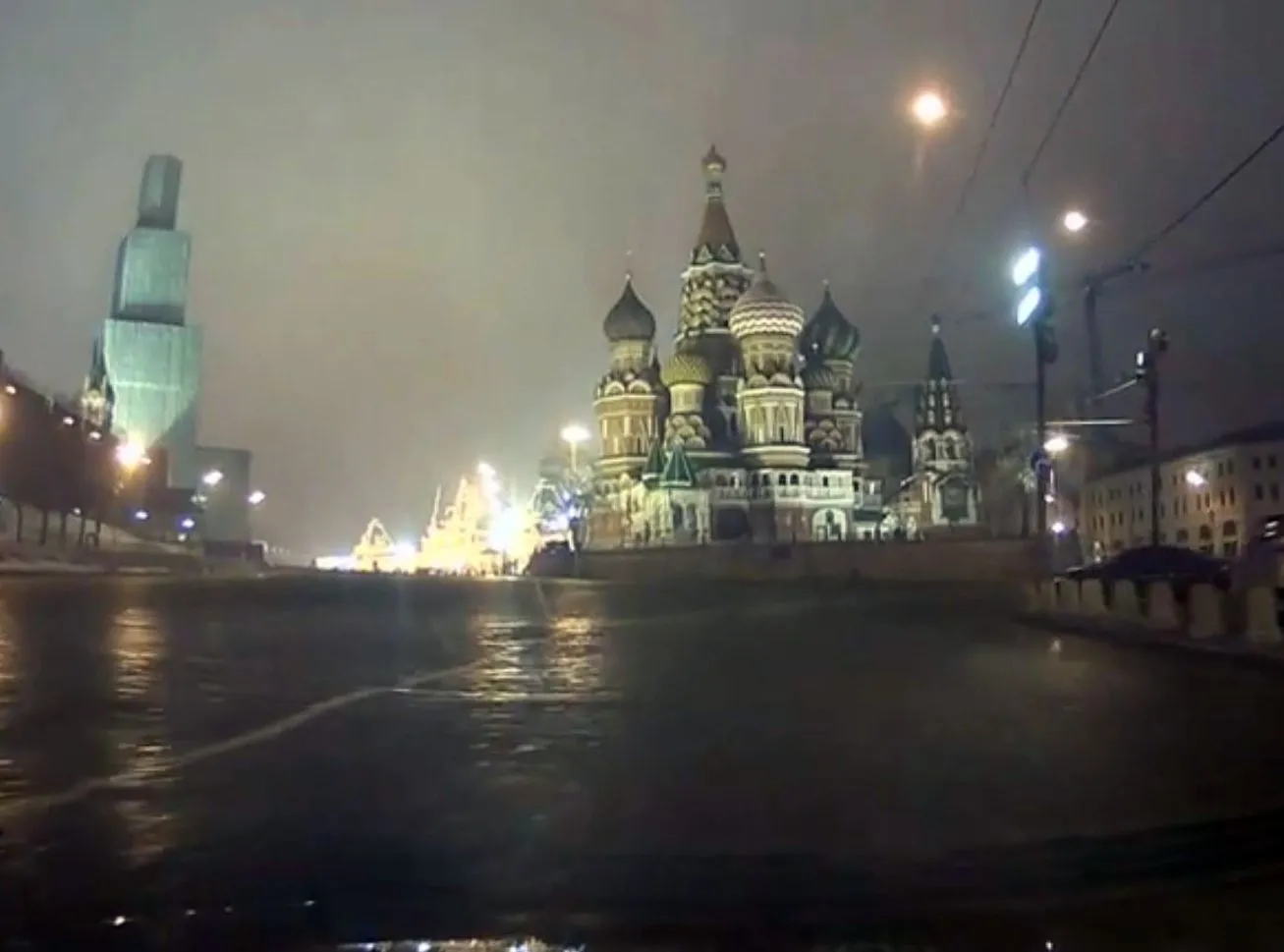 Nowe nagranie z zamachu na Niemcowa. Film z samochodu. Zobacz WIDEO