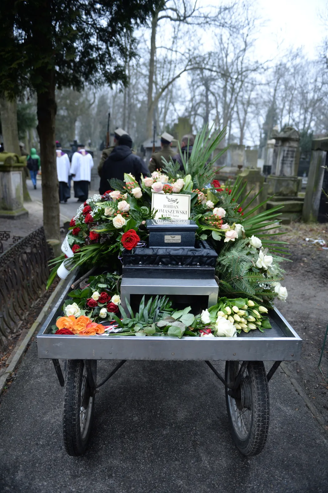 7510972-pogrzeb-bohdana-tomaszewskiego.jpg