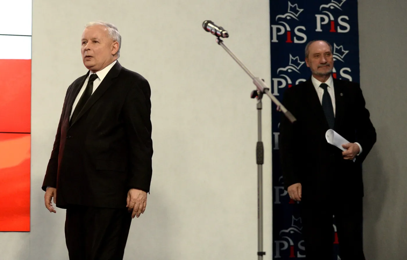 Prezes Prawa i Sprawiedliwości Jarosław Kaczyński i wiceprezes PiS, poseł Antoni Macierewicz