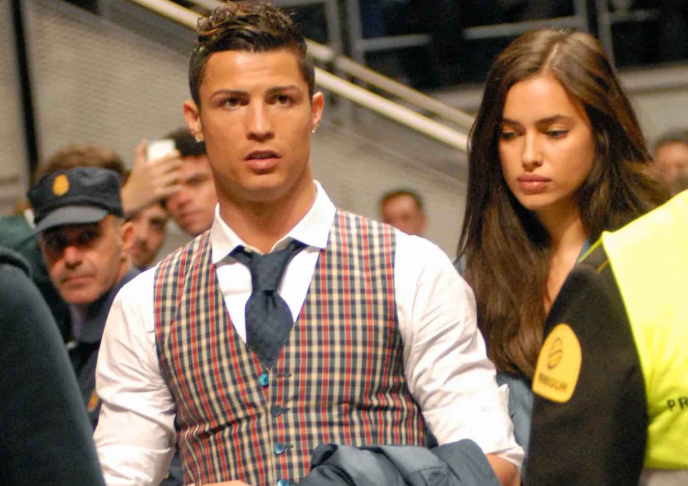 7313980-irina-shayk-zerwala-z-cristiano.jpg