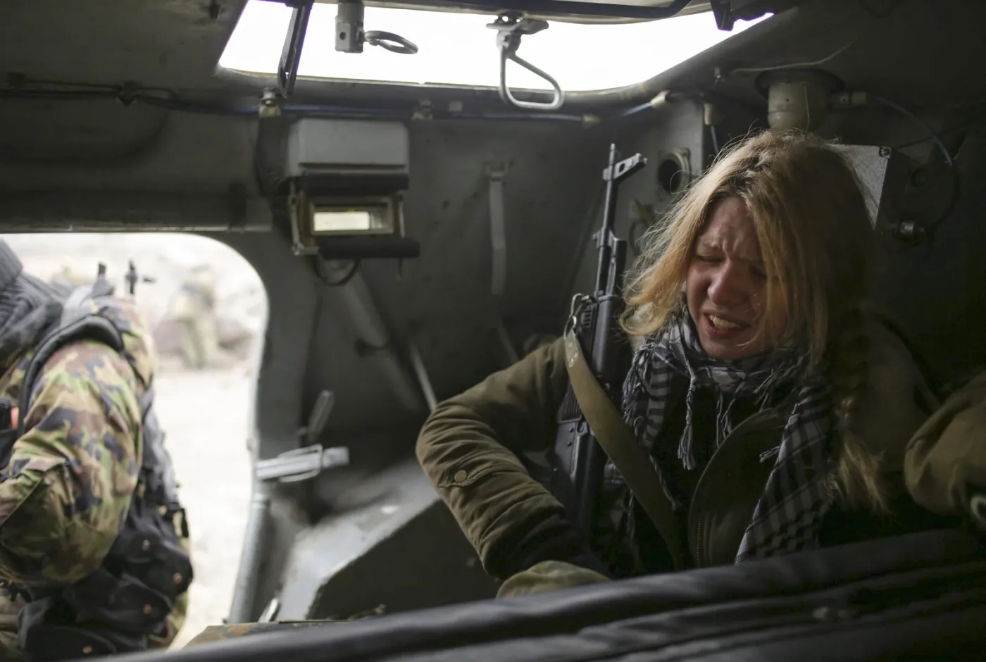 Ukraińskie ochotniczki z karabinem. Najsłynniejsza głoduje w więzieniu Putina. ZDJĘCIA