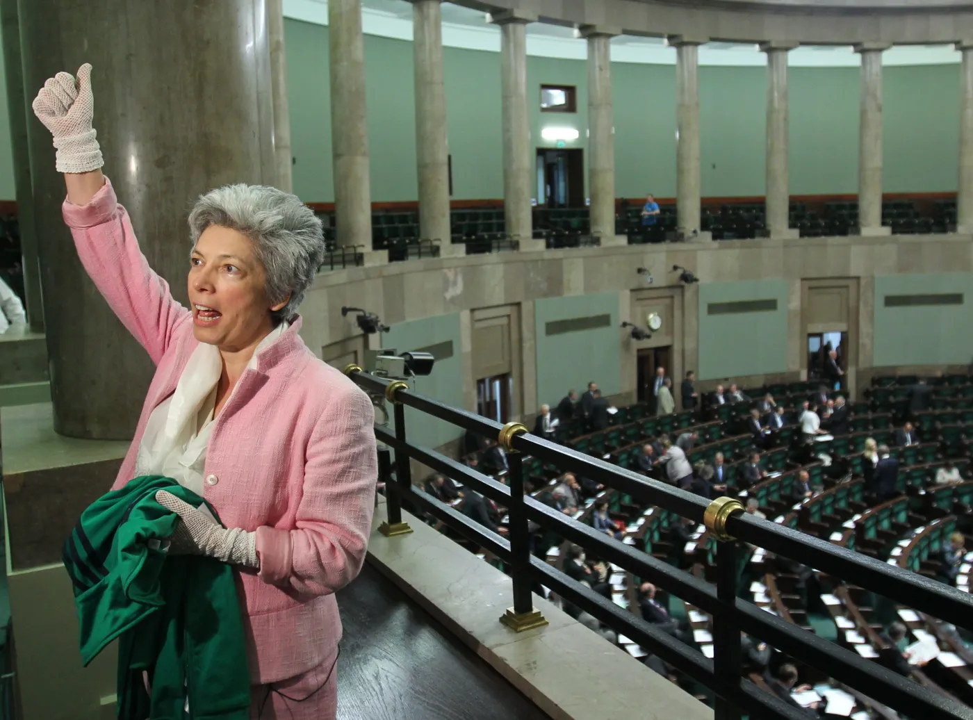 Posłanka Prawa i Sprawiedliwości Nelli Rokita w 2011 roku, podczas rozpoczynającego się trzydniowego posiedzenia Sejmu