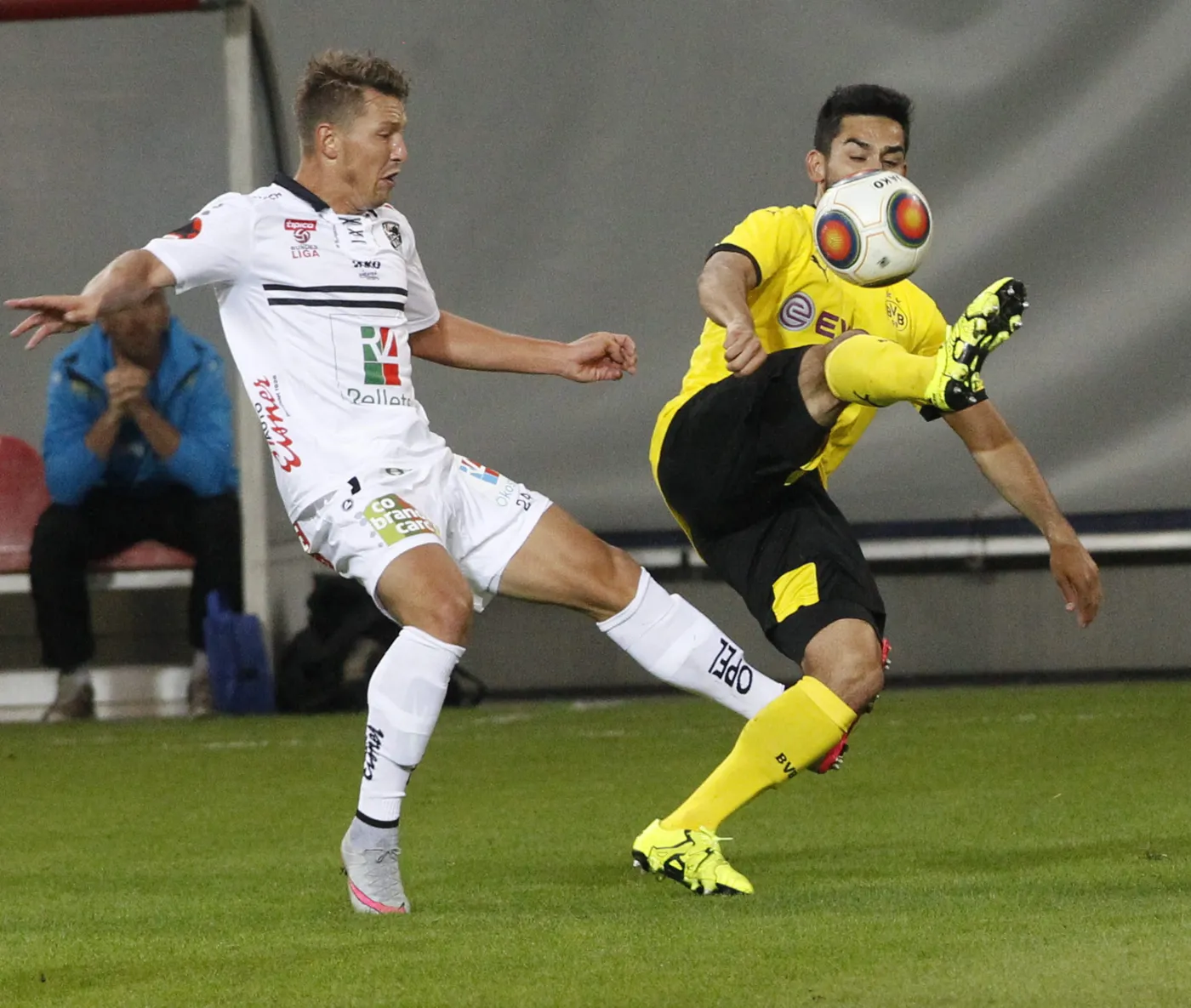 Christopher Wernitznig i Ilkay Gundogan