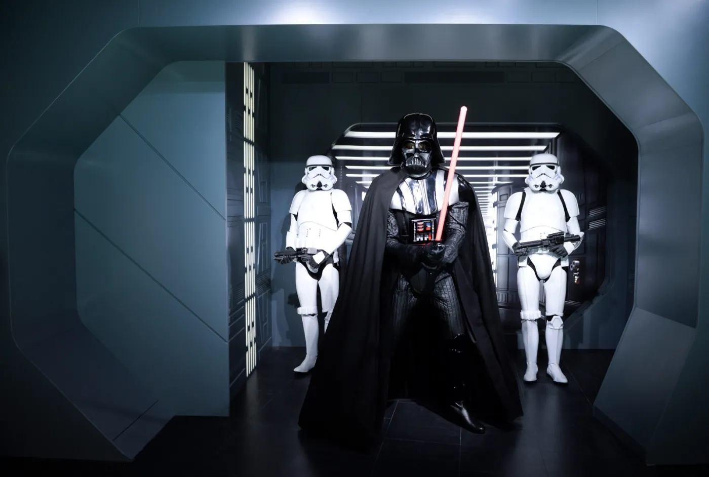 7753495-darth-vader-w-madame-tussauds-w.jpg