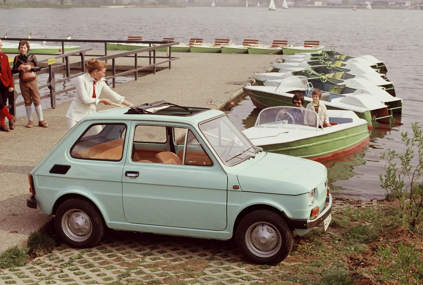 5052332-fha182-126-sonnendach-1972-1976.jpg