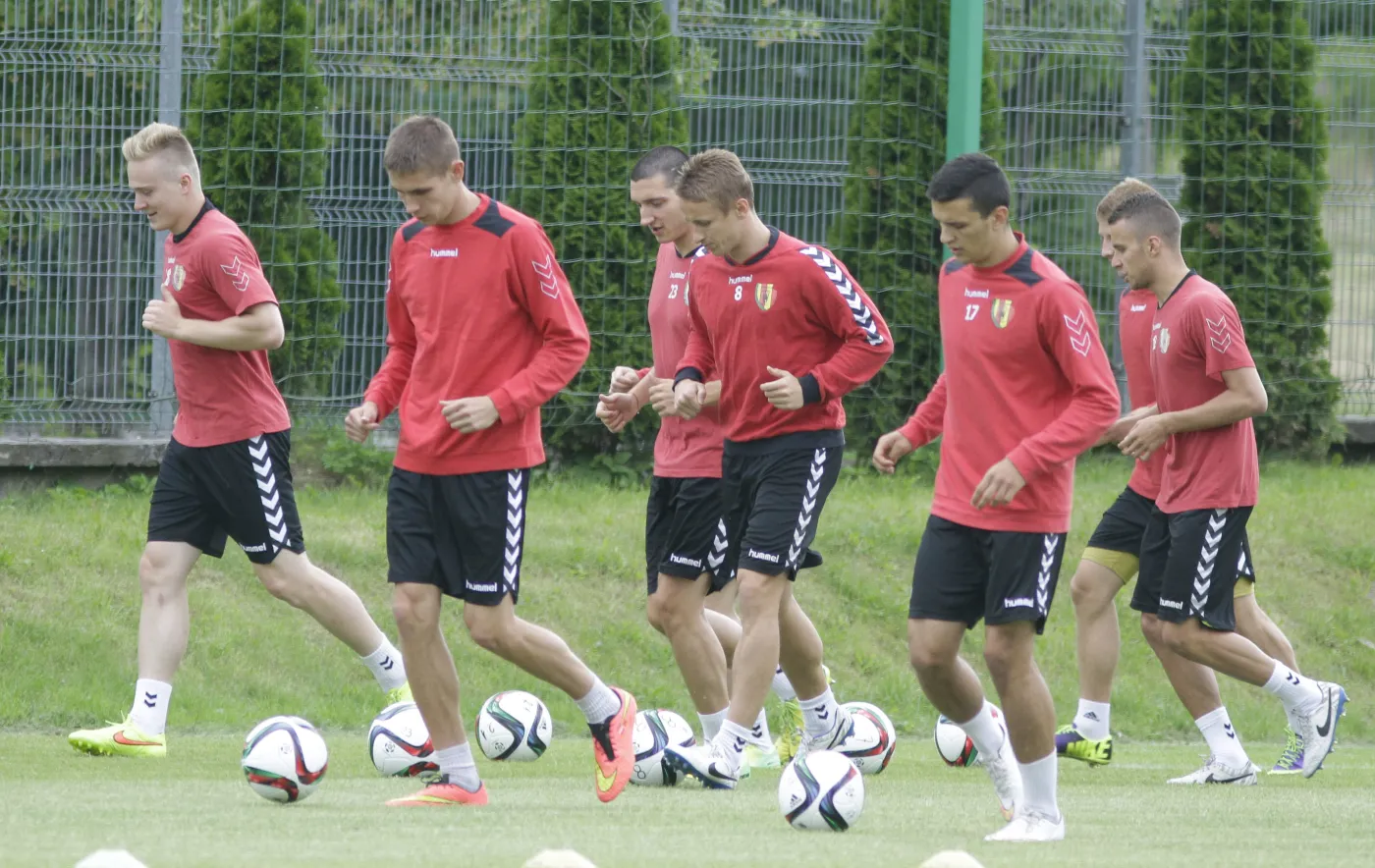 Ekstraklasa: Piłkarze Legii, Korony, Wisły i Lechii już trenują. ZDJĘCIA