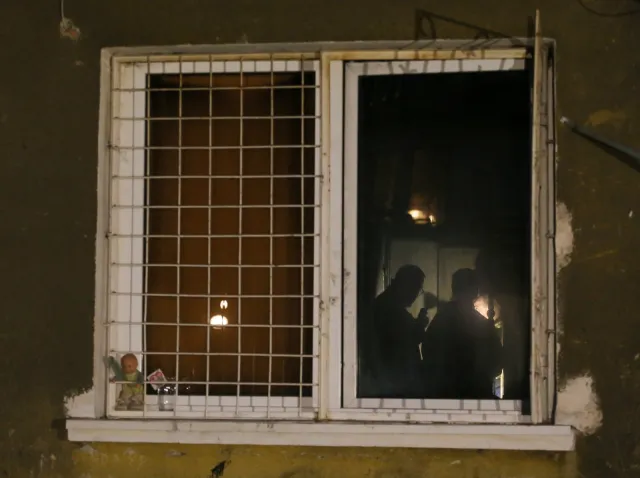 Pożaru na warszawskiej Pradze nie było? "Kobieta miała obrażenia głowy"