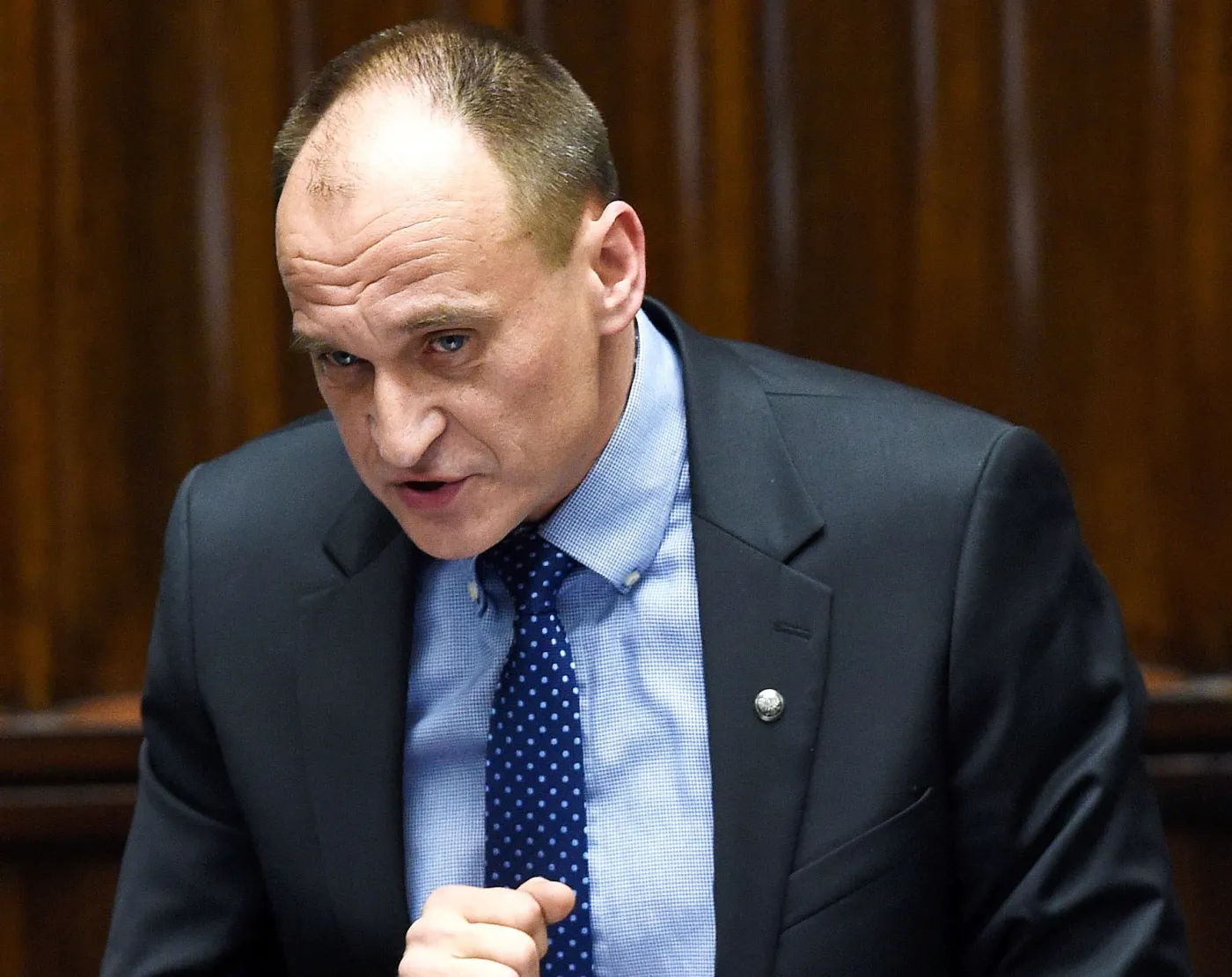 Lider Ruchu Kikiz'15 Paweł Kukiz przemawia podczas debaty nad expose