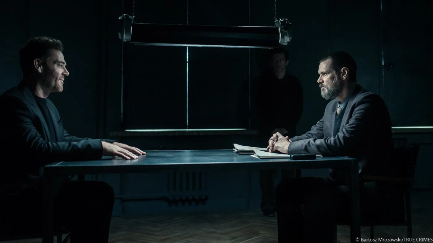 8476531-jim-carrey-w-filmie-true-crimes.jpg