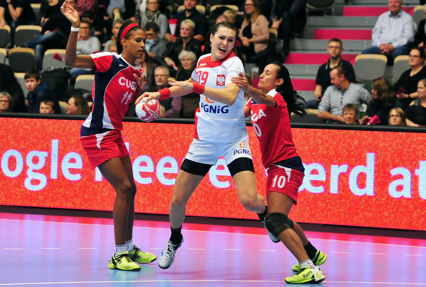 MŚ w piłce ręcznej kobiet: Polki na inaugurację turnieju pokonały Kubanki
