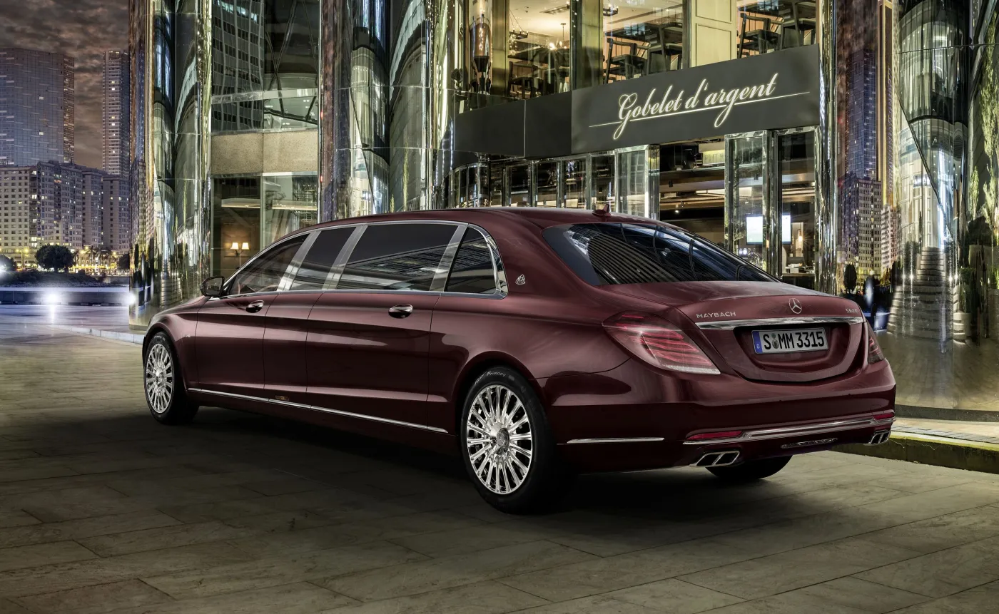 8543521-mercedes-maybach-s-600-pullman.jpg