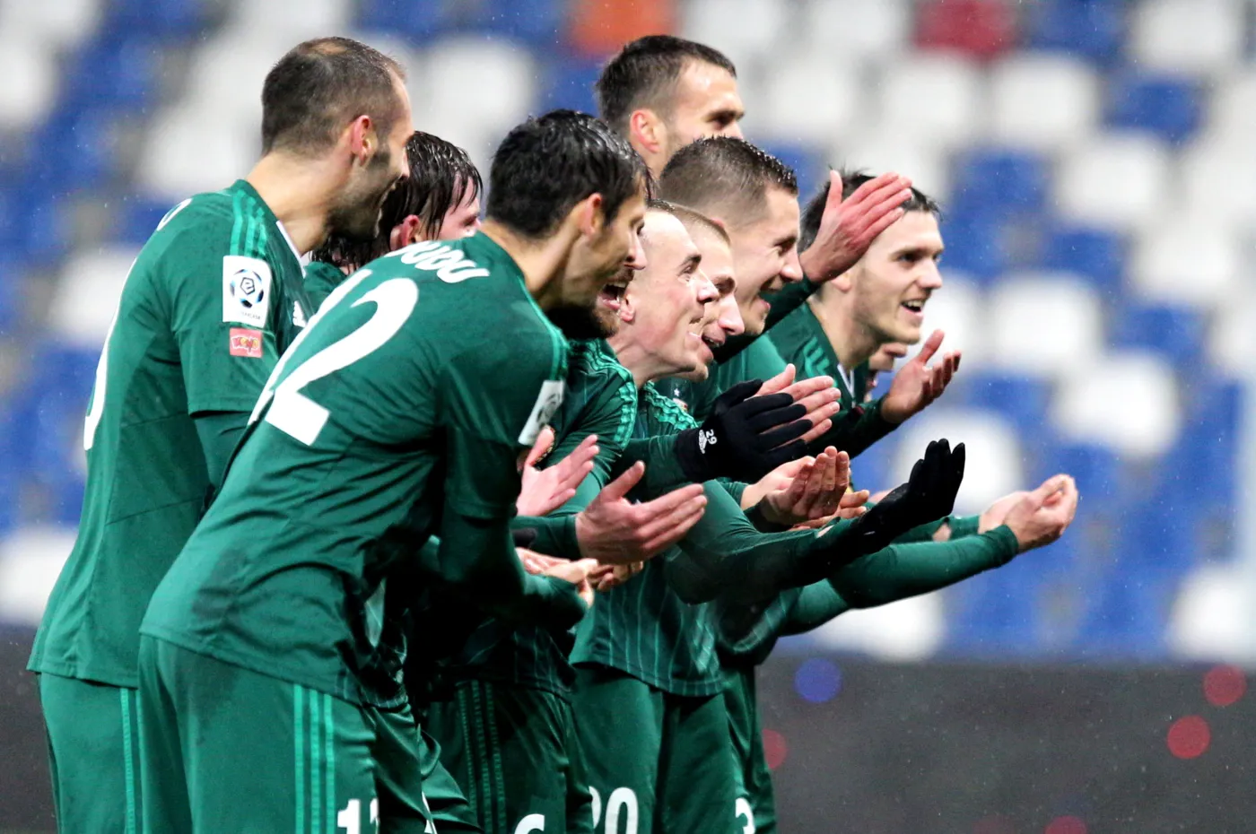 Radość Petera Grajciara i jego kolegów ze Śląska Wrocław po strzeleniu bramki Podbeskidziu Bielsko-Biała