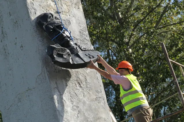 Radziecki bohater czy sowiecki zbrodniarz? MSZ odpowiada Rosji: Skrajny cynizm