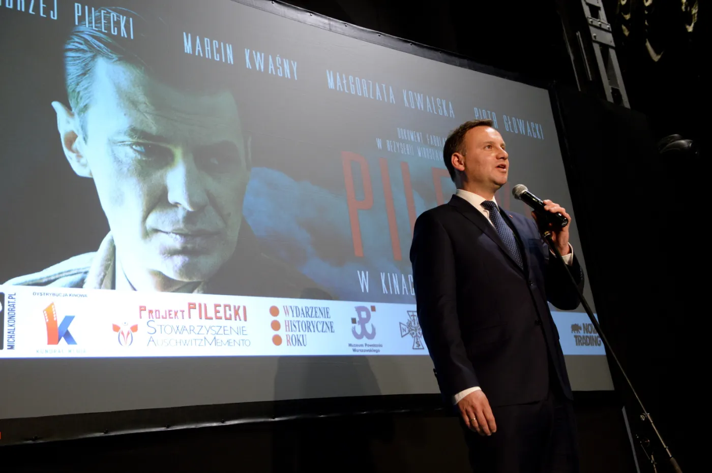 8250255-premiera-filmu-pilecki-w-muzeum.jpg