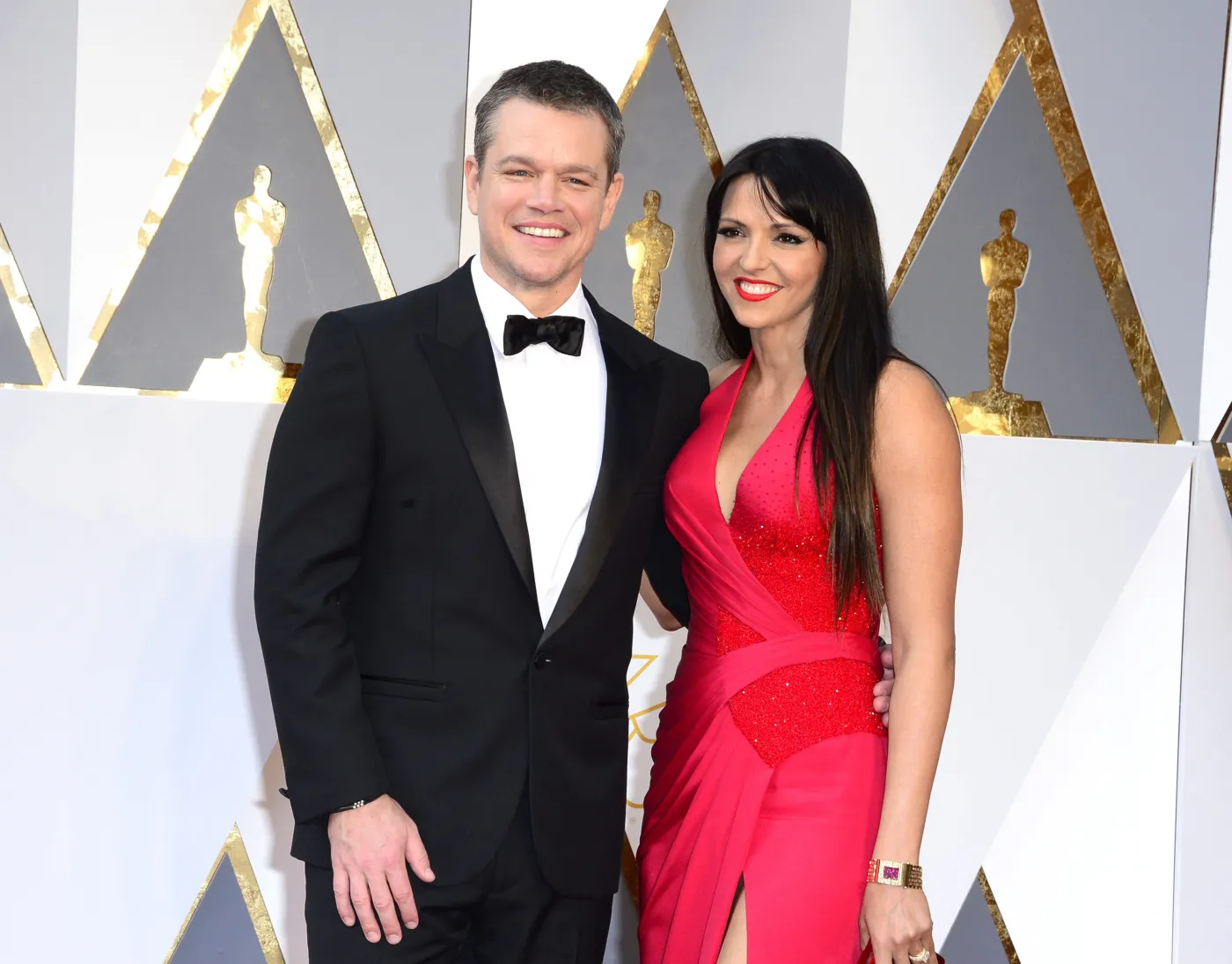 8787258-matt-damon-i-luciana-barroso-na.jpg
