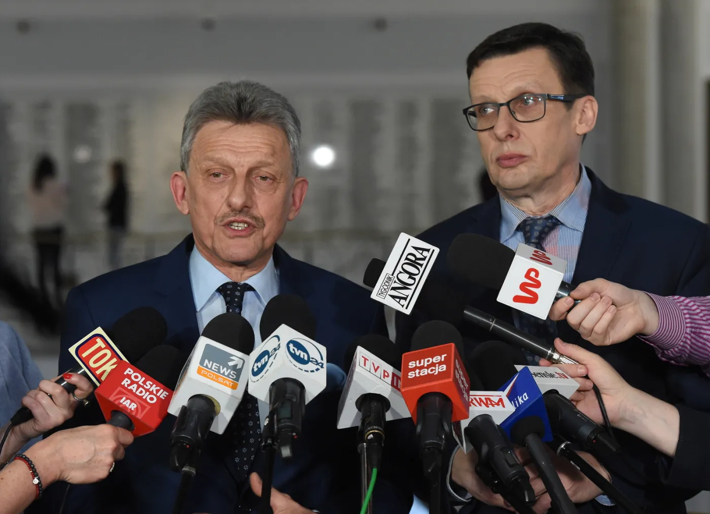 PiS: Orzeczenie TK będzie nieważne. Nielegalne działania