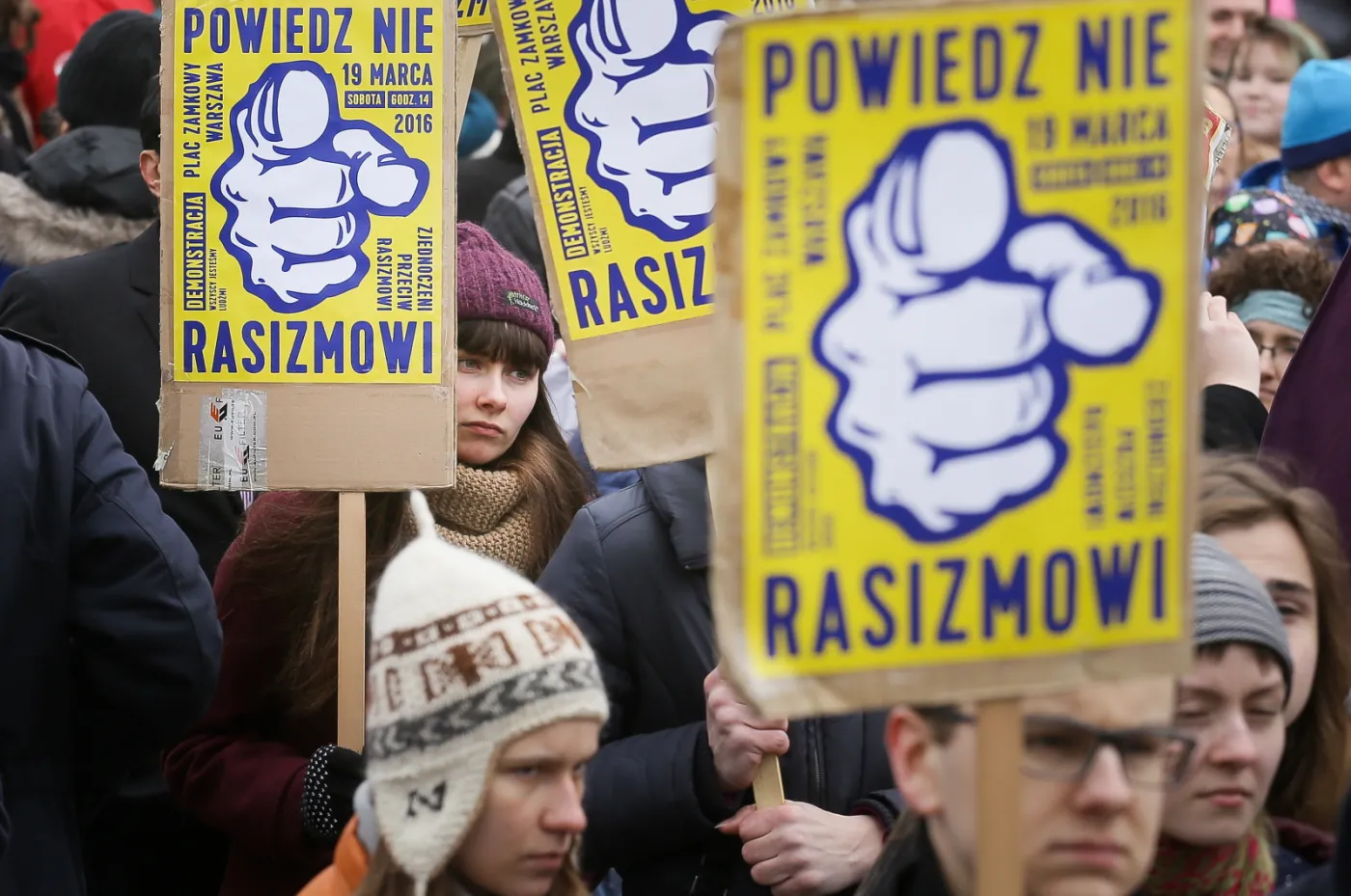 8854304-warszawa-demonstracja-przeciwko.jpg