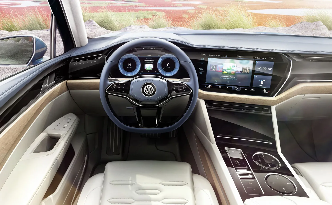 8978247-volkswagen-t-prime-concept-gte.jpg