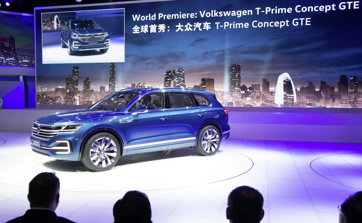 8983320-volkswagen-t-prime-concept-gte.jpg