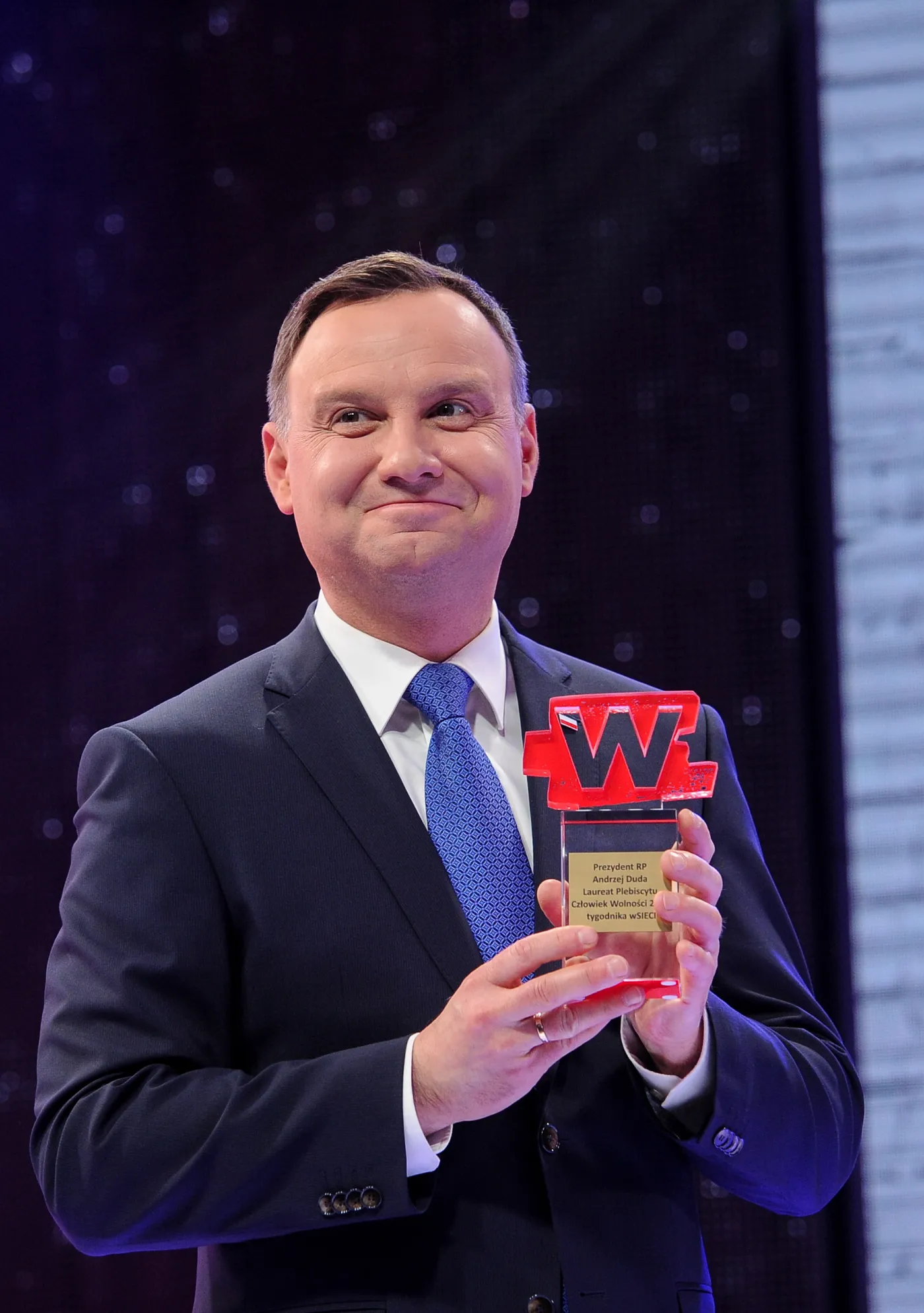 8674758-prezydent-andrzej-duda-odbiera.jpg