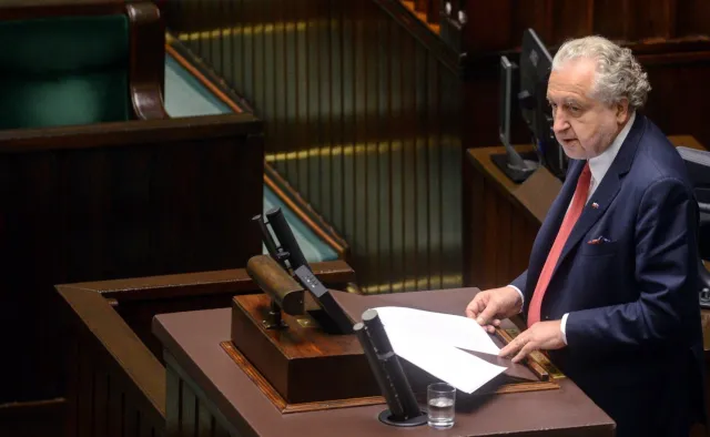 Rzepliński w Sejmie: Nowa ustawa o Trybunale zmienia ustrój państwa