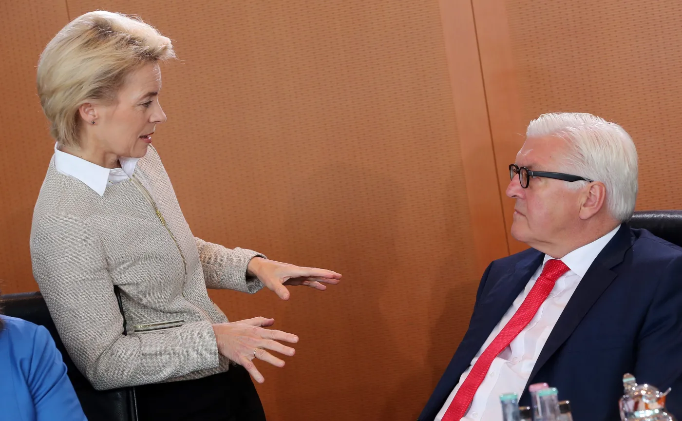 Minister obrony Niemiec Ursula von der Leyen i niemiecki minister spraw zagranicznych Frank-Walter Steinmeier