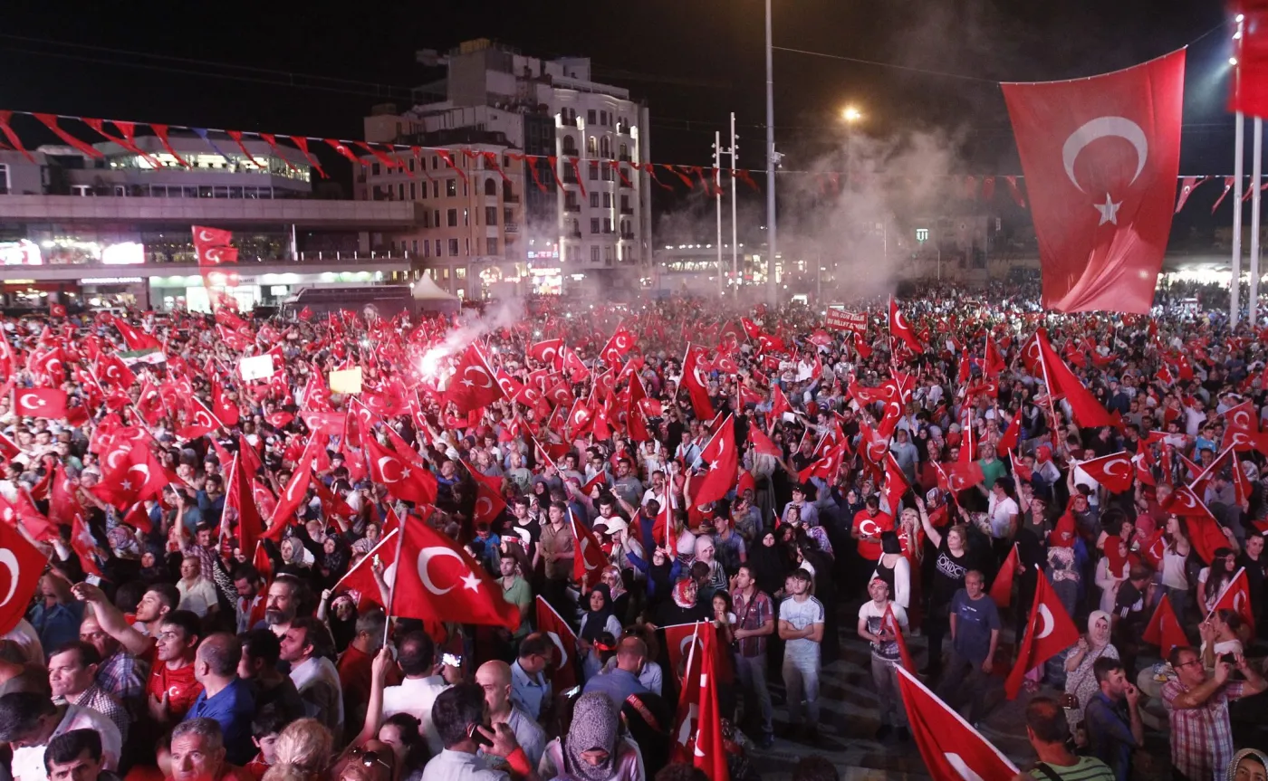 Protest przeciwników wojskowego zamachu stanu