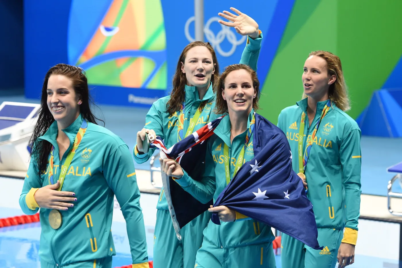 Emma McKeon, Cate Campbell, Bronte Campbell i Brittany Elmslie