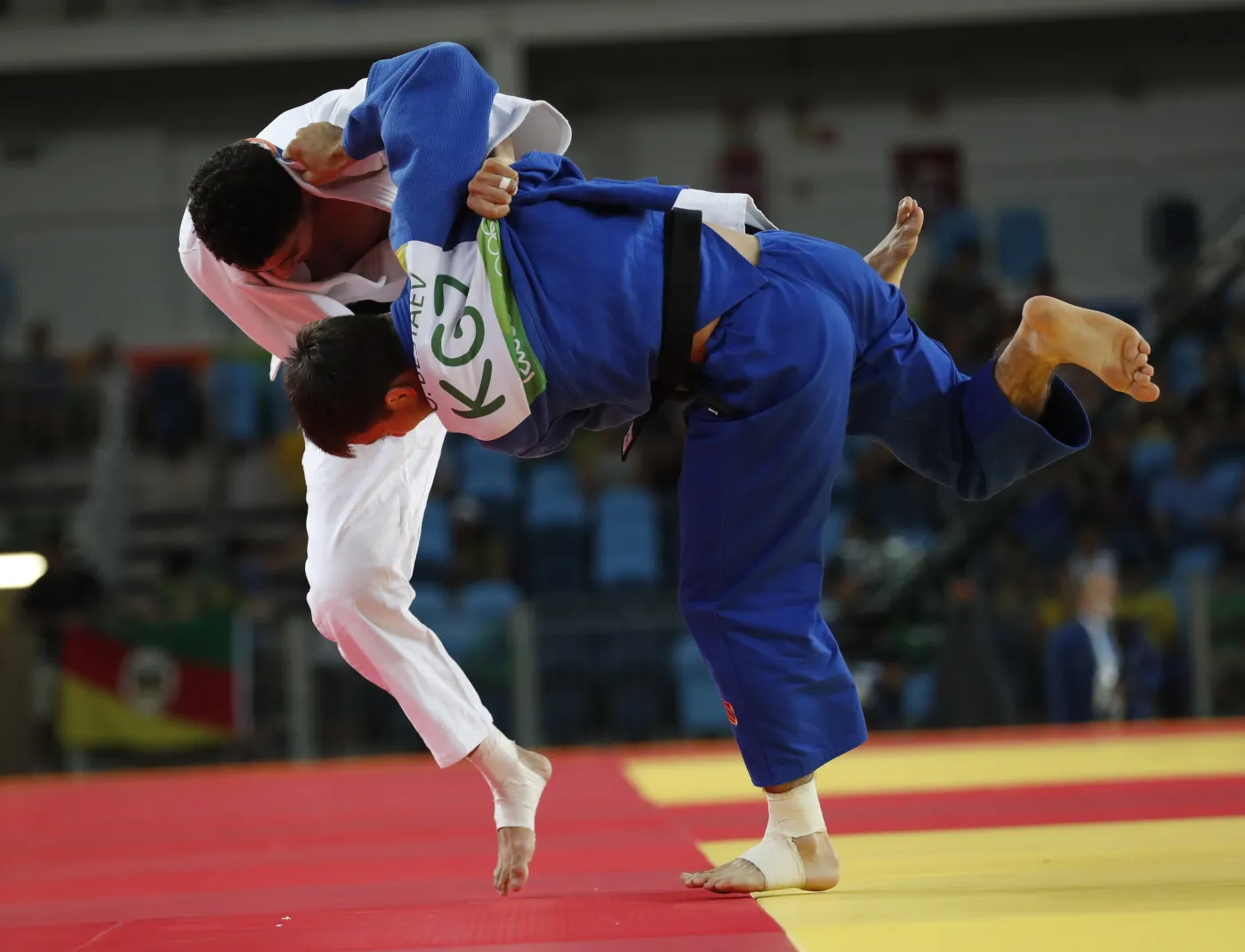9342955-na-tatami-w-rio-de-janeiro-nikt.jpg