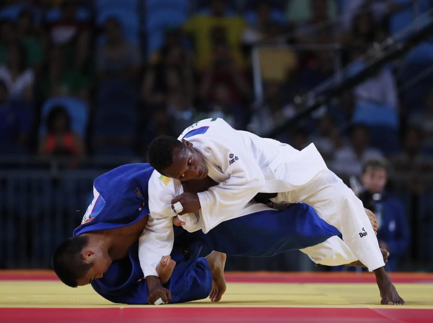 9343330-na-tatami-w-rio-de-janeiro-nikt.jpg