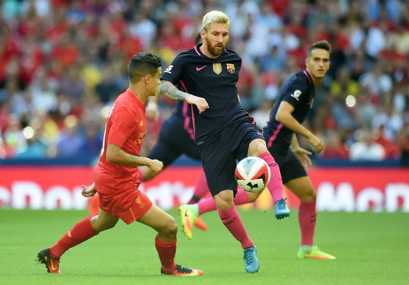 9349251-lionel-messi-zrobil-sie-na-blond.jpg