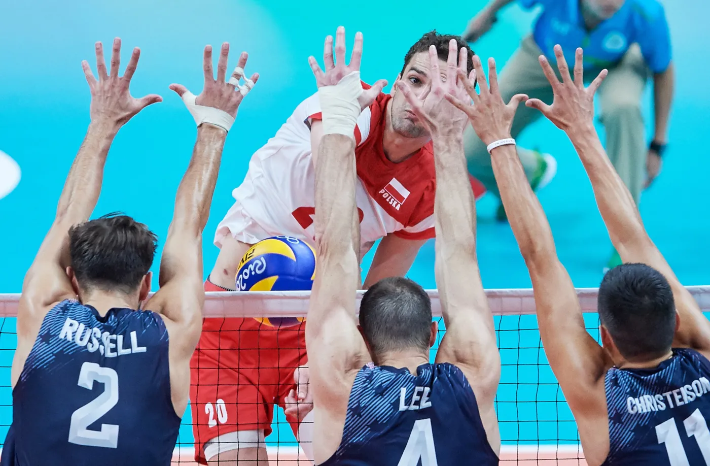 Mateusz Mika (C) oraz Aron Russel (L), David Lee (C) i Micah Christenson (P)