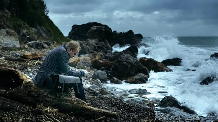 Piotr Adamczyk w filmie "Tytanowa Biel" 