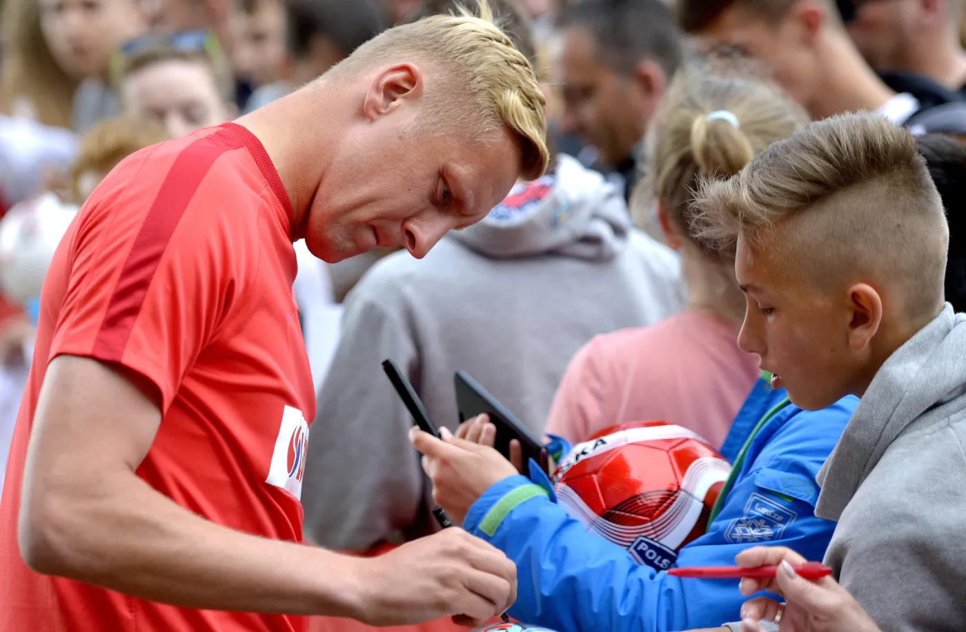 Euro 2016: Glik jeszcze nie wie z kim zagra na środku obrony