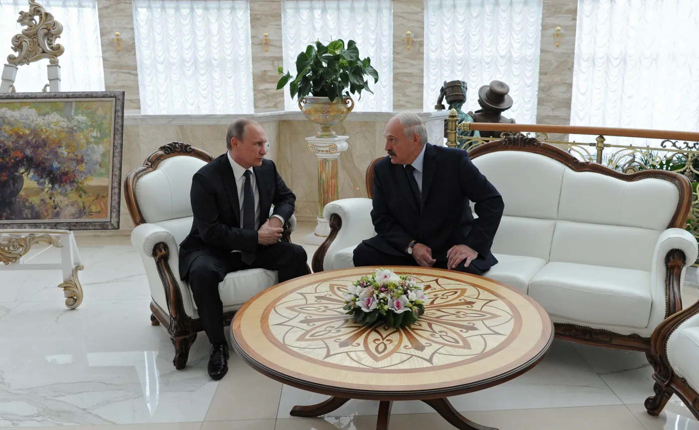 9138433-aleksandr-lukaszenka-przyjmuje.jpg