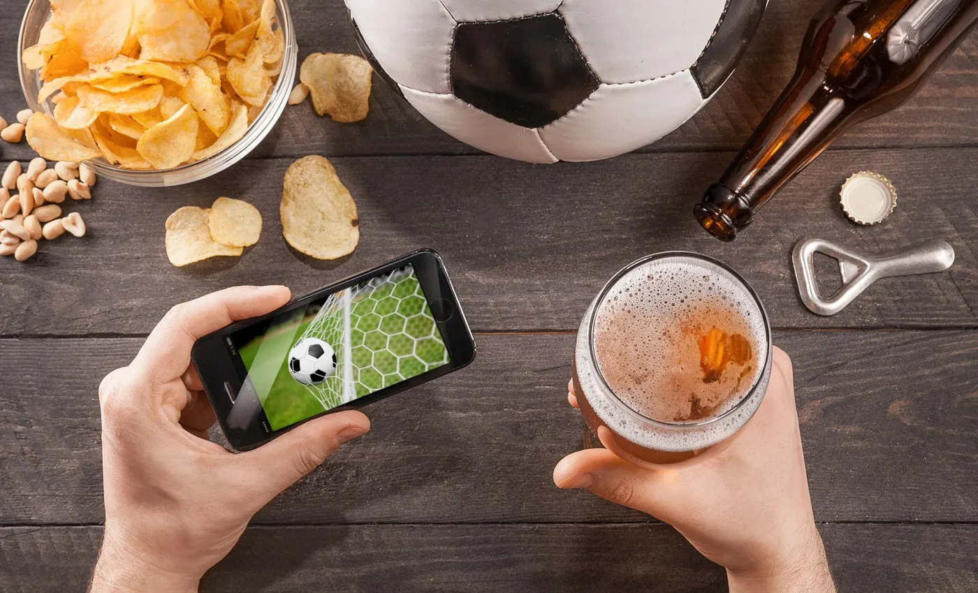 Narzekają na kodowane mecze Euro 2016 w Ipli. "Słaba jakość, rwie się"