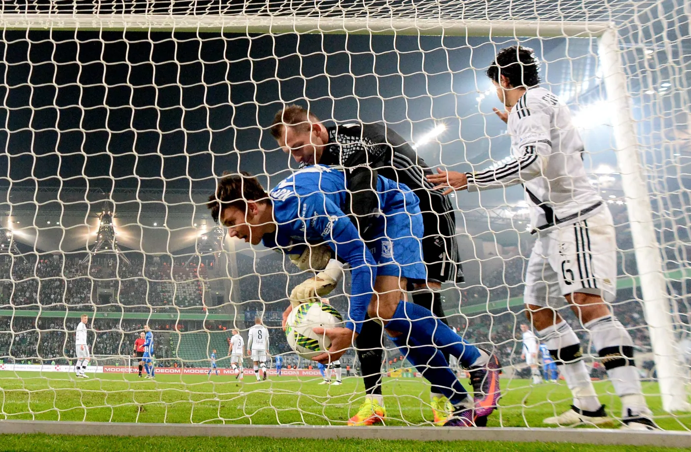 Lotto Ekstraklasa: Bramkarz Legii ukarany finansowo przez Komisję Ligi