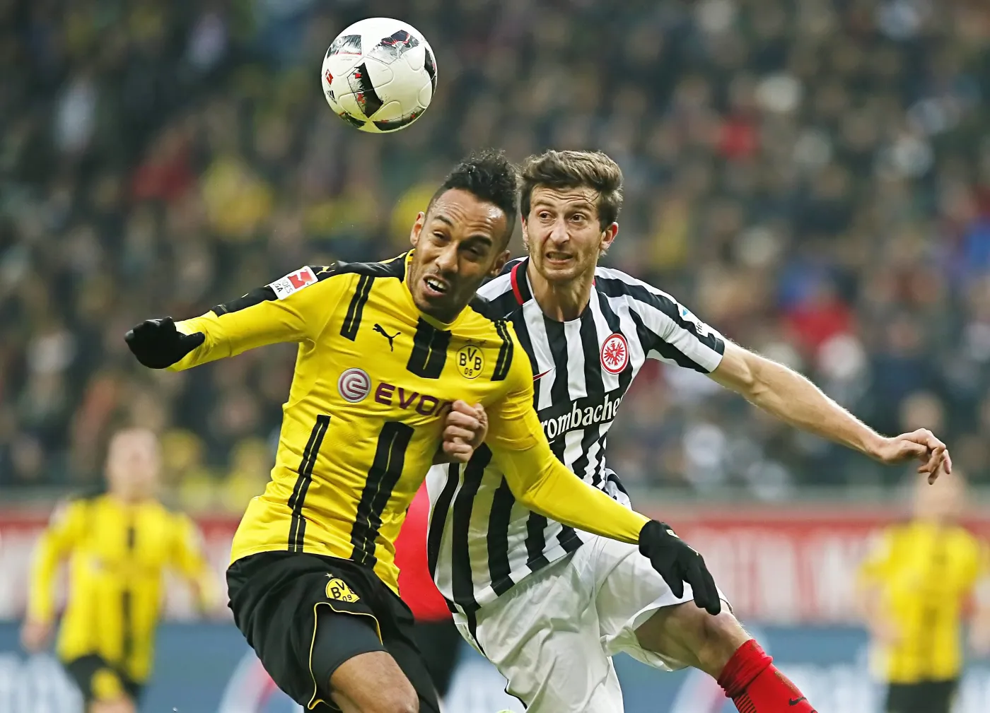 David Abraham i Pierre-Emerick Aubameyang