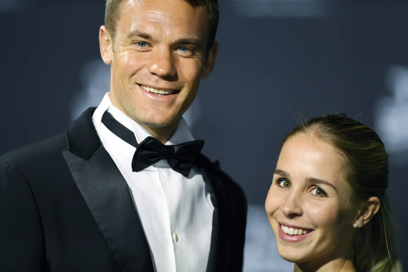 9773434-manuel-neuer-i-jego-dziewczyna.jpg