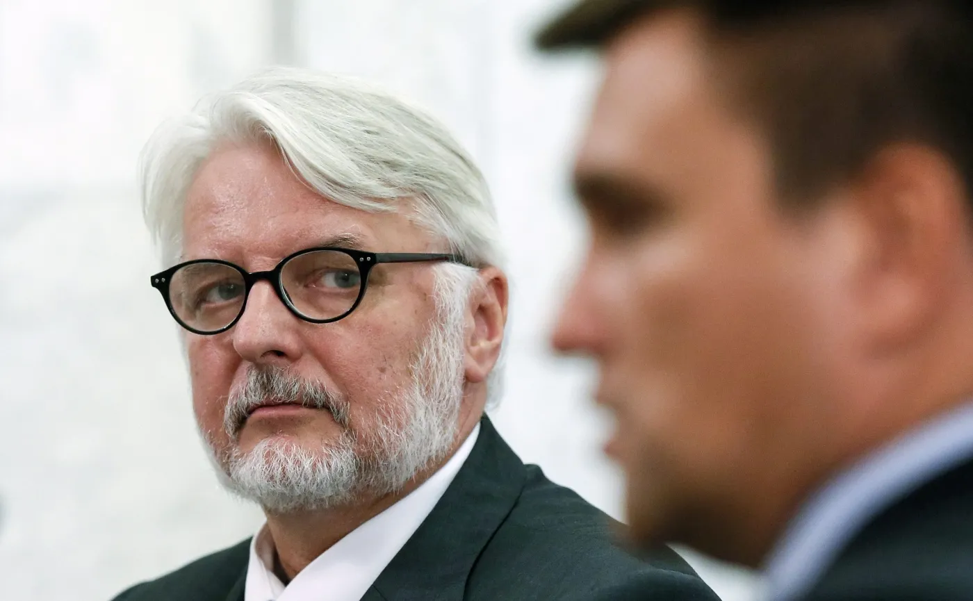 Szef polskiej dyplomacji Witold Waszczykowski podczas wspólnej konferencji prasowej w Kijowie z ministrem spraw zagranicznych Ukrainy Pawłem Klimkinem