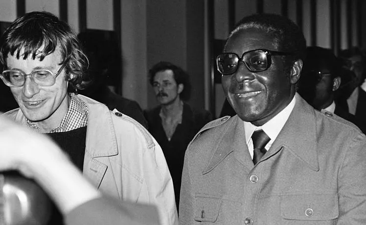 9482868-robert-mugabe-podczas-rozmow-w.jpg