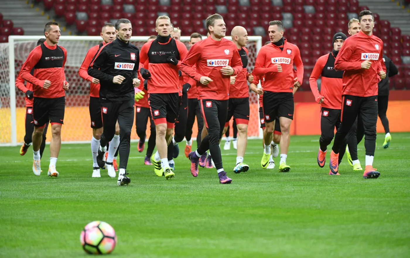 Kamil Wilczek Artur Jędrzejczyk Remigiusz Rzepka Igor Lewczuk Łukasz Piszczek Michał Pazdan Arkadiusz Milik Maciej Rybus Robert Lewandowski 