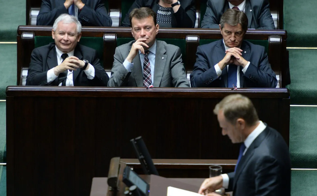 Marcin Hadaj: Sięganie prawą ręką do lewego ucha. Decyzja typowo PiS-owska [OPINIA]