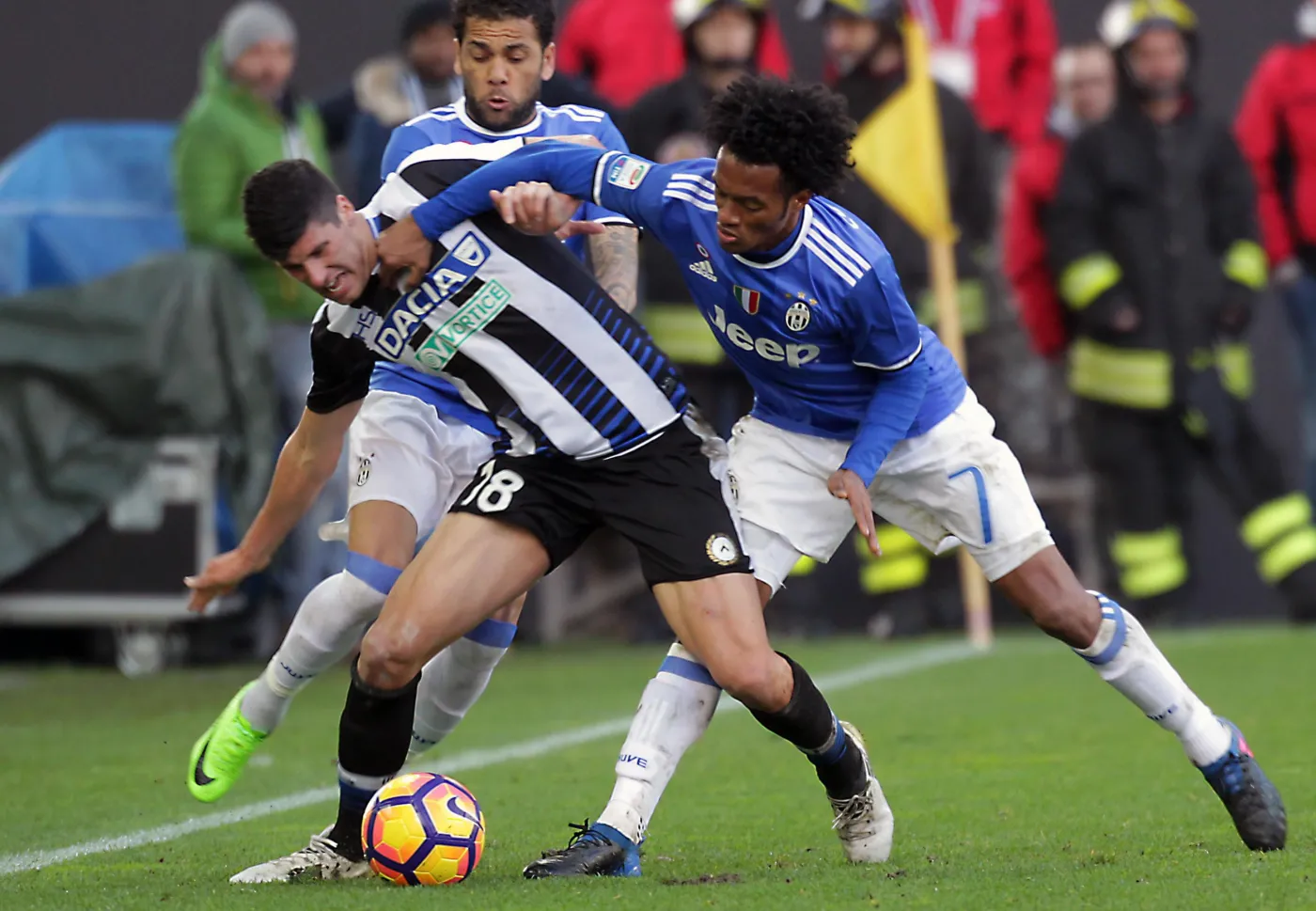 Stipe Perica, Alex Sandro i Juan Cuadrado