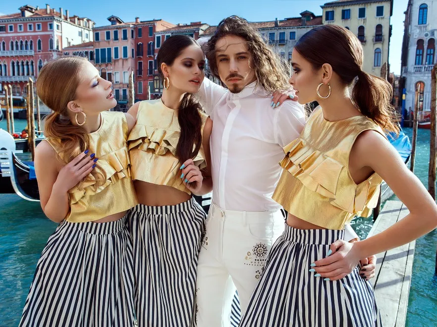 Mężczyzna z pazurem! Michał Szpak ambasadorem lakierów do paznokci. FOTO