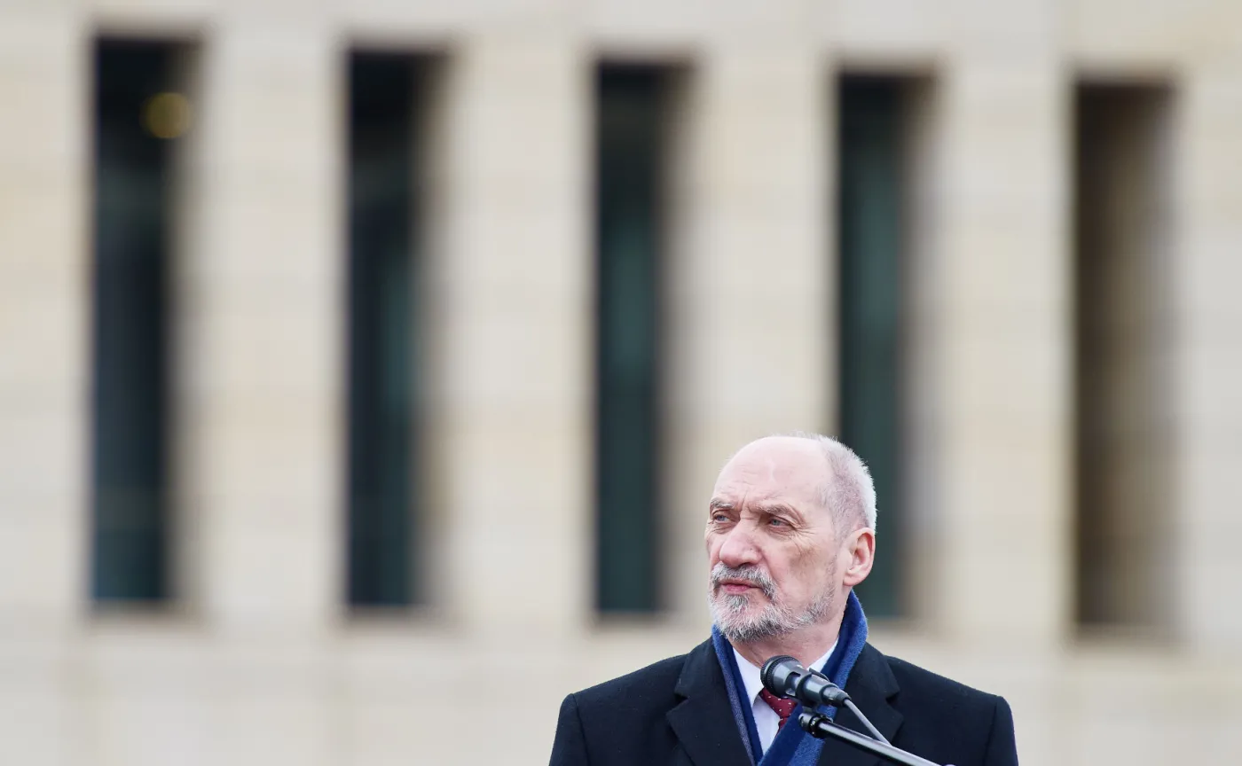 Jak Macierewicz obiecał 2 proc. PKB na wojsko, to... obiecał