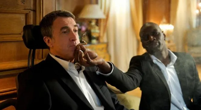 François Cluzet oraz Omar Sy w niezapomnianej scenie z "Nietykalnych"